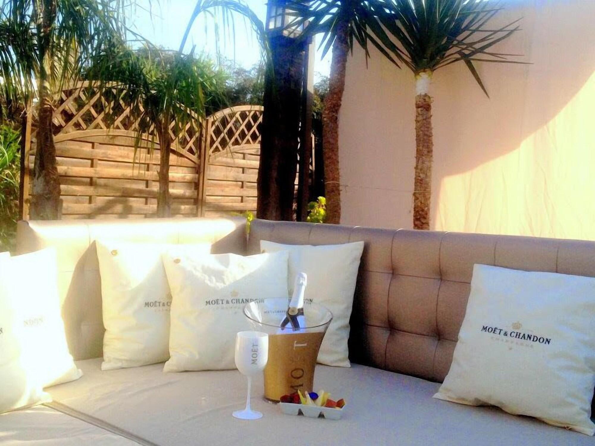 Hotel Boutique Varadero Захара де лос Атунес Екстериор снимка